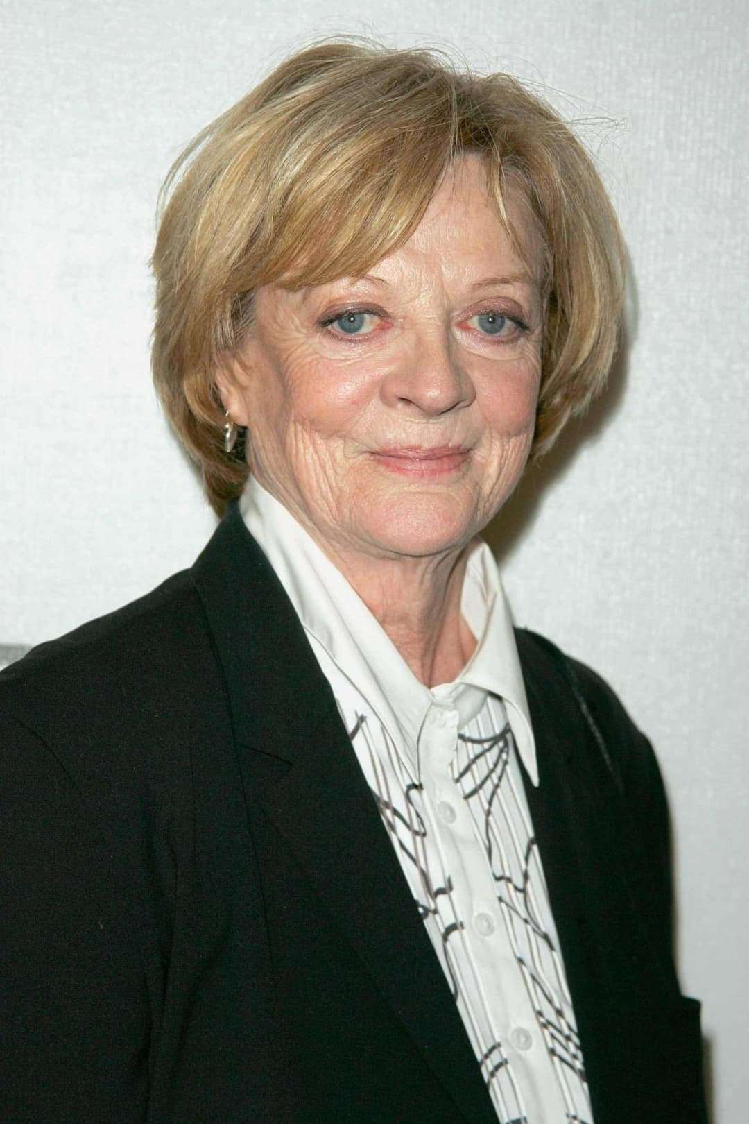 Maggie Smith profile Maggie Smith profile