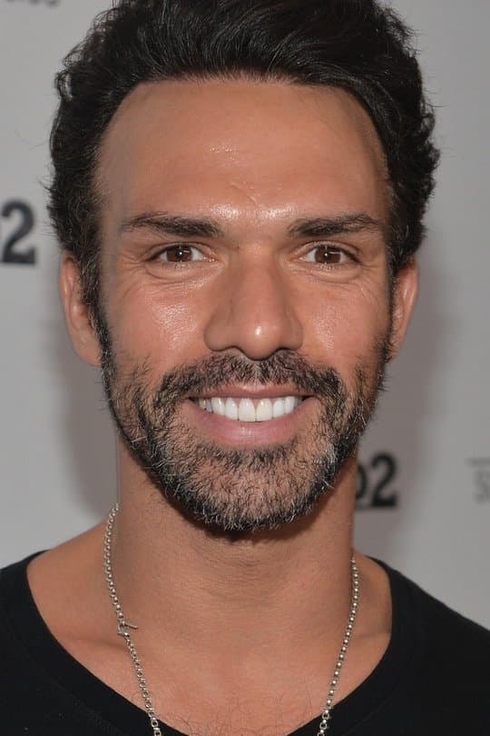 Darren Shahlavi profile Darren Shahlavi profile