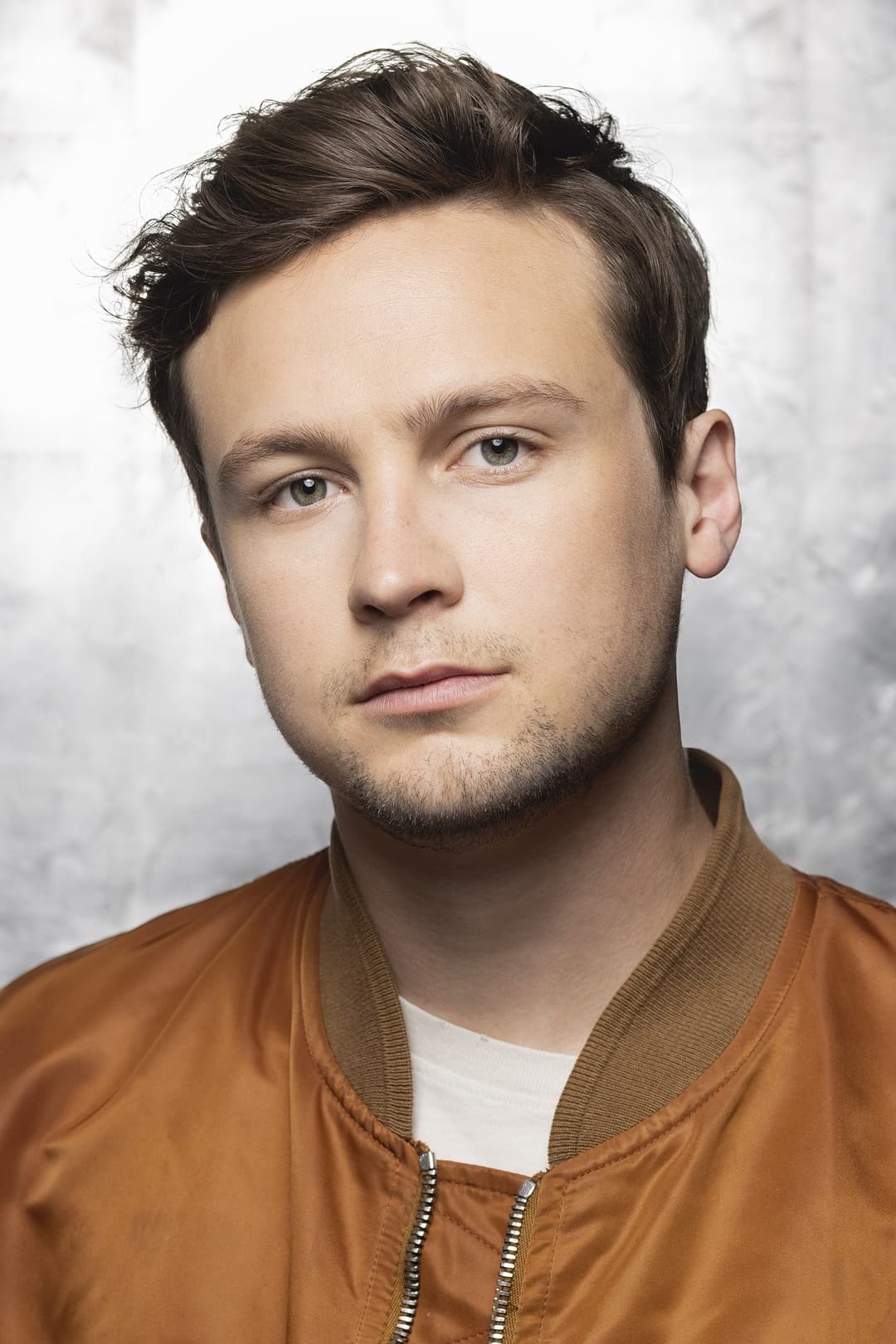 Logan Miller profile Logan Miller profile