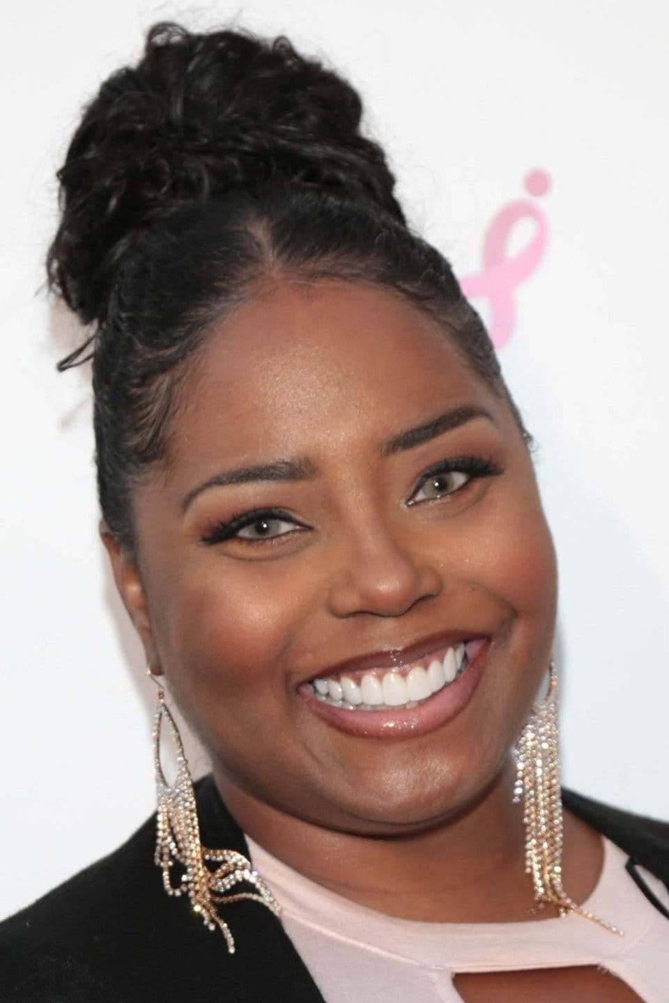 Shar Jackson profile Shar Jackson profile