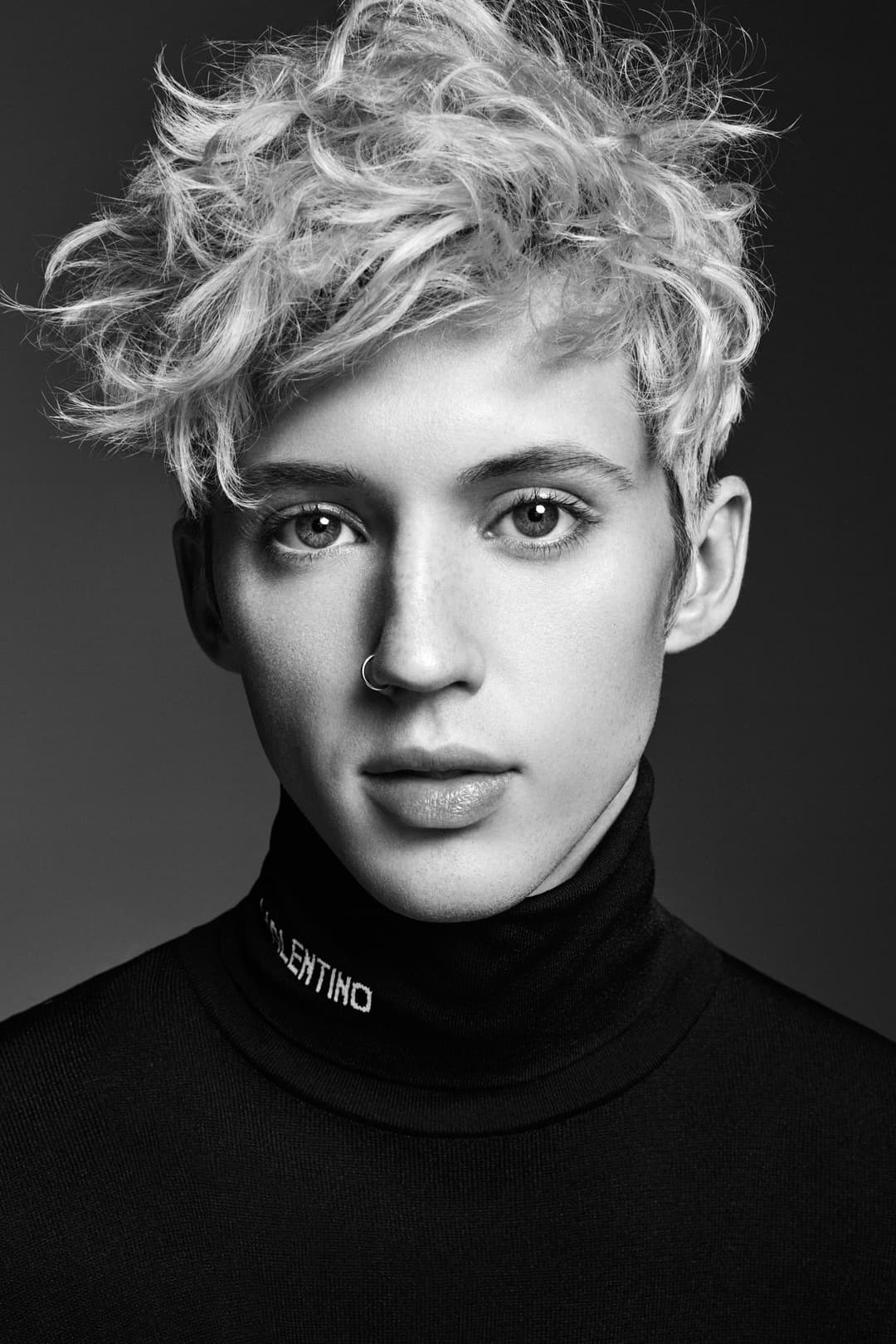 Troye Sivan profile Troye Sivan profile