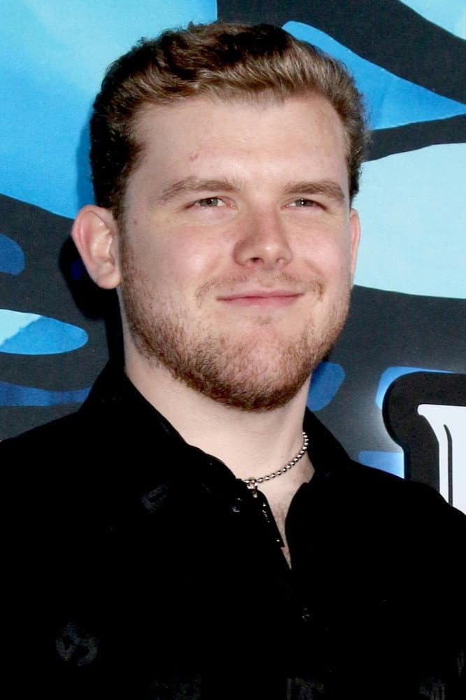 Sean Ryan Fox profile Sean Ryan Fox profile