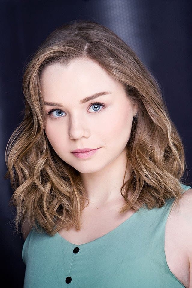 Niamh Wilson profile Niamh Wilson profile