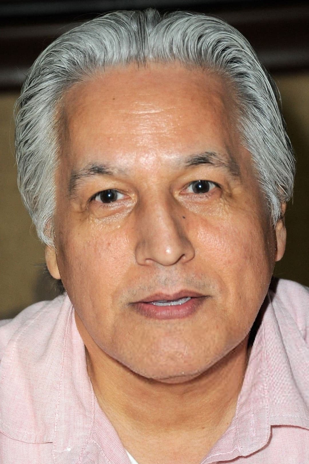Robert Beltran profile Robert Beltran profile