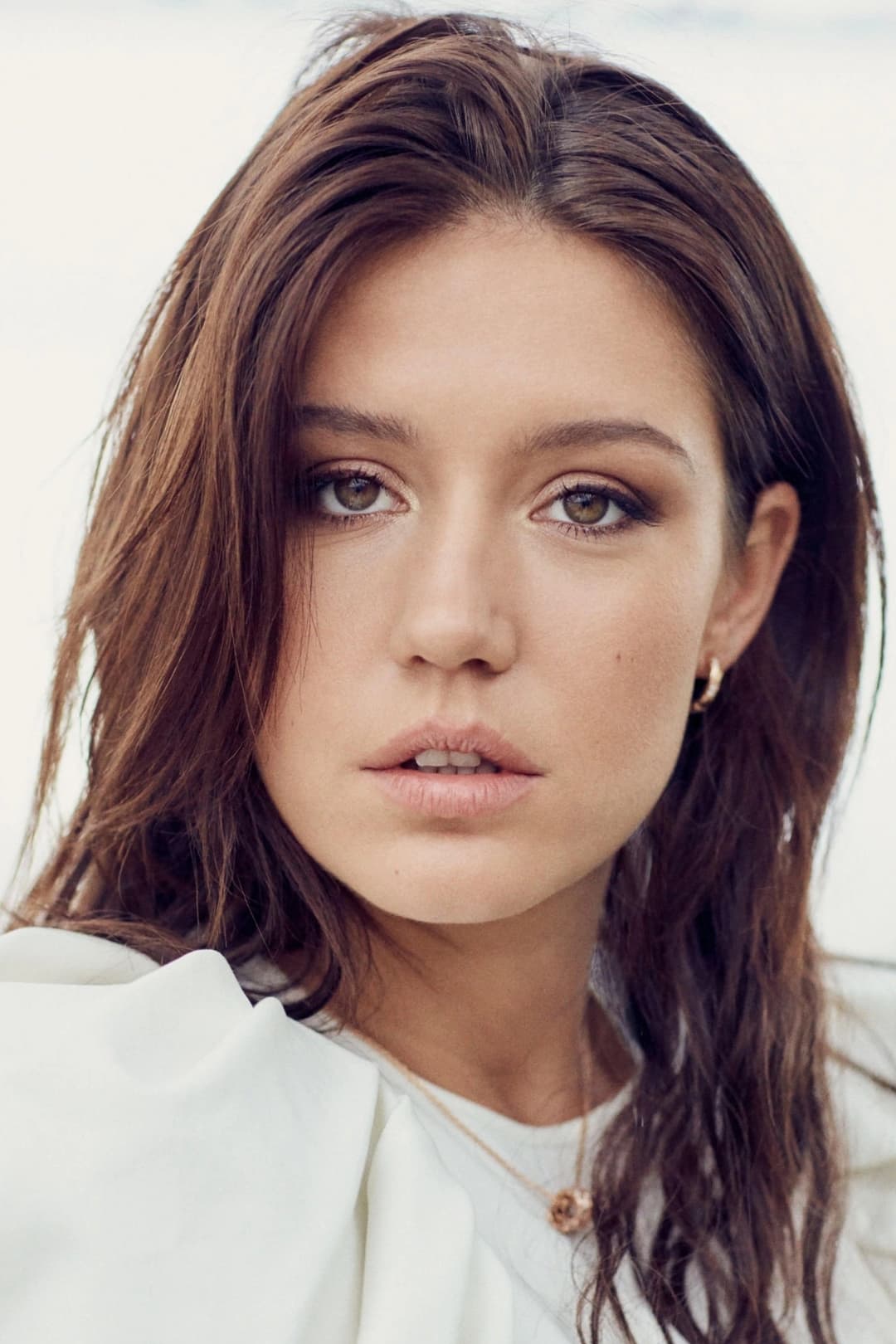 Adèle Exarchopoulos profile Adèle Exarchopoulos profile