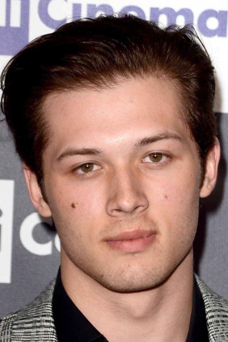 Leo Howard profile Leo Howard profile