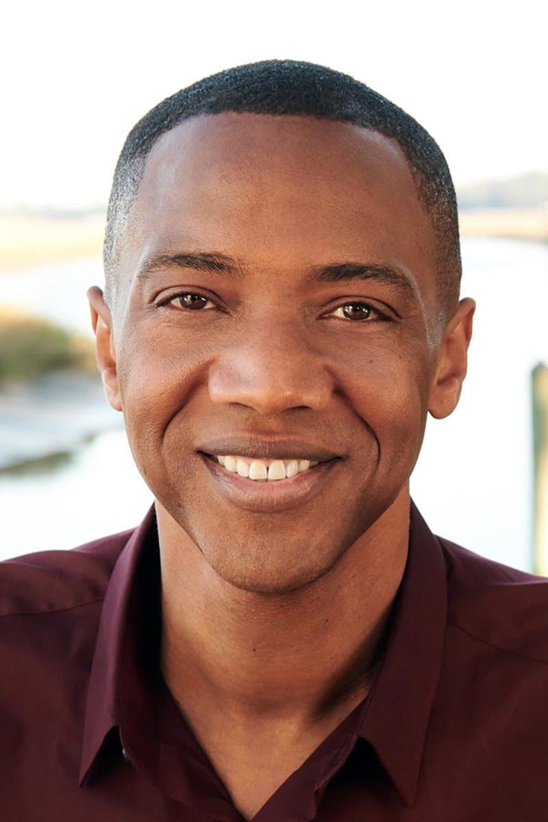 J. August Richards profile J. August Richards profile