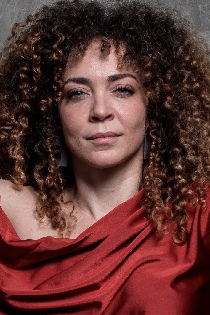 Laila Garin profile Laila Garin profile