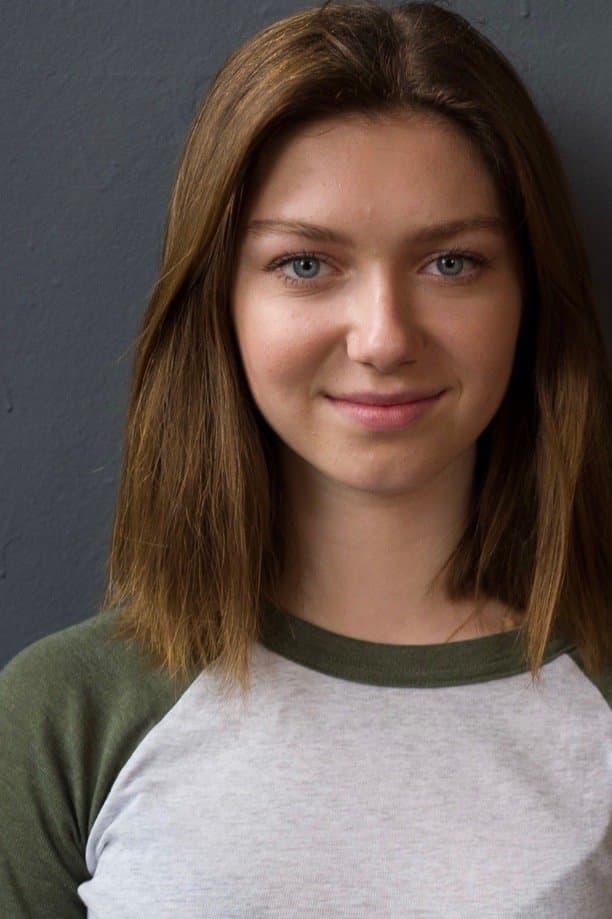 Isabella Blake-Thomas profile Isabella Blake-Thomas profile