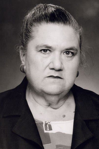Linda Lutz profile Linda Lutz profile