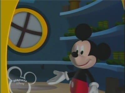 Mickey joue à cache-cache Mickey joue à cache-cache