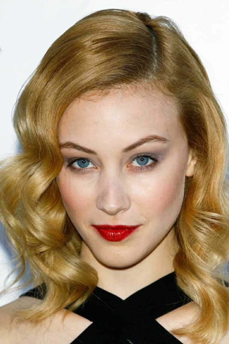 Sarah Gadon profile Sarah Gadon profile