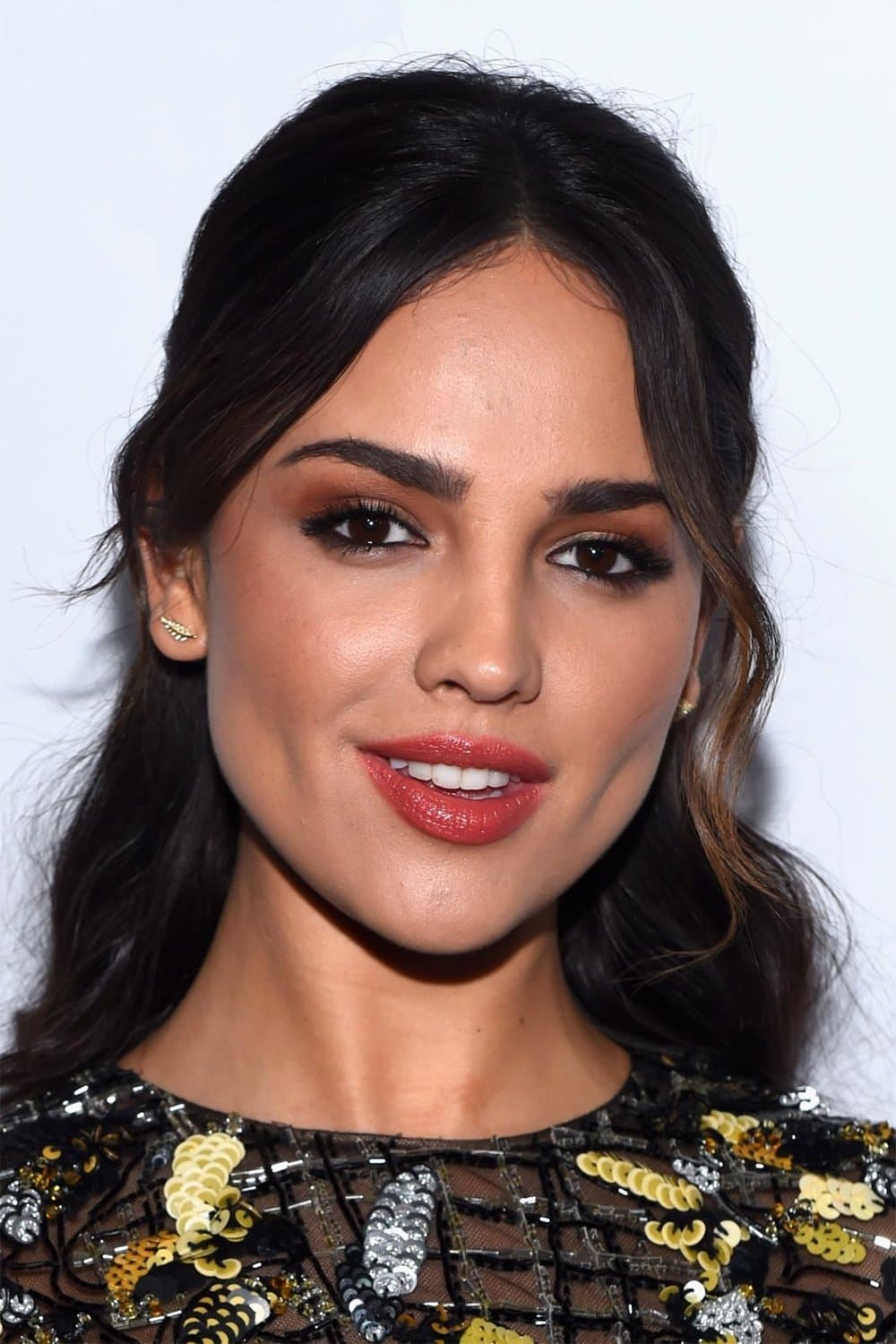 Eiza González profile Eiza González profile