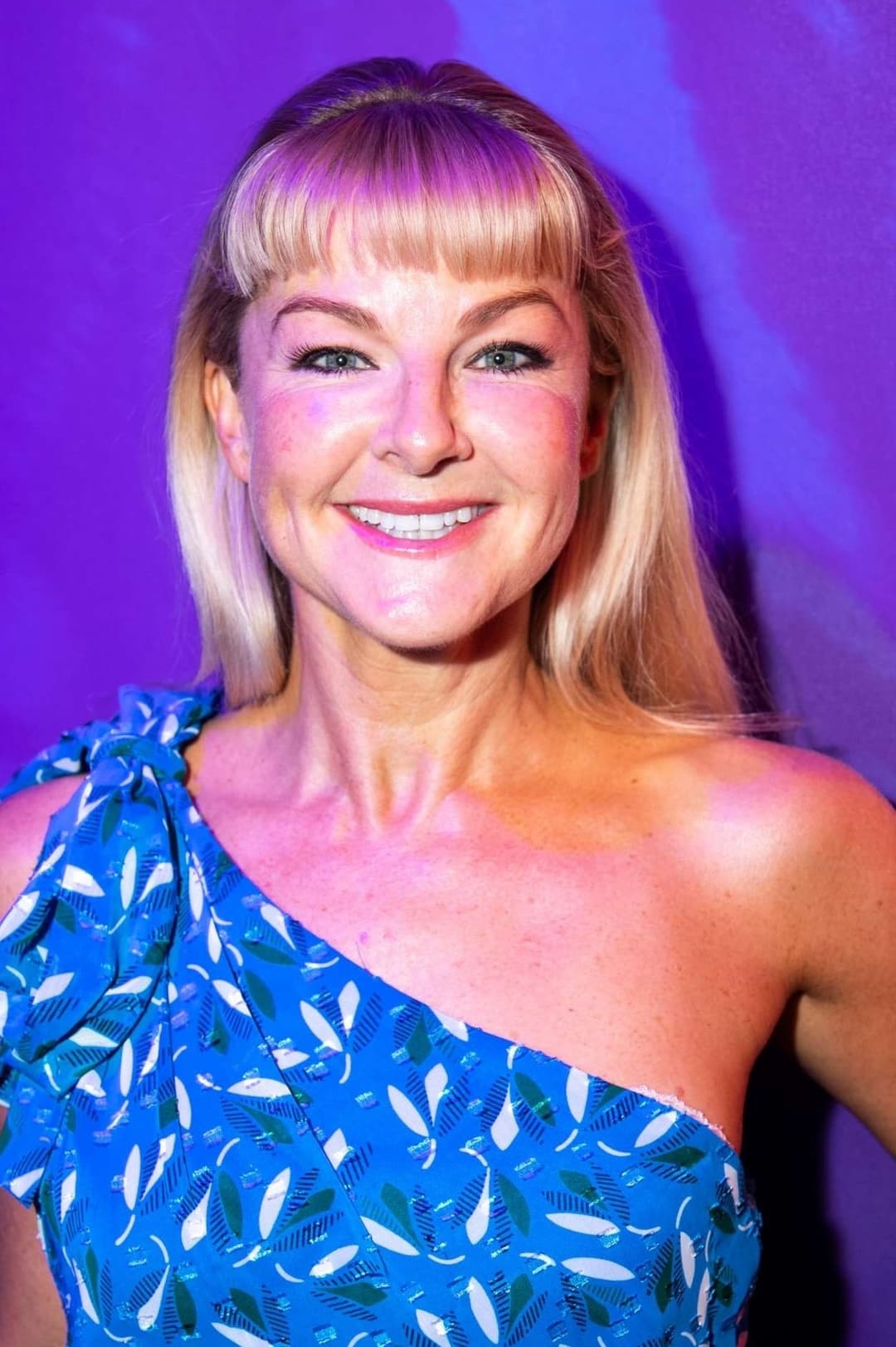 Sarah Hadland profile Sarah Hadland profile