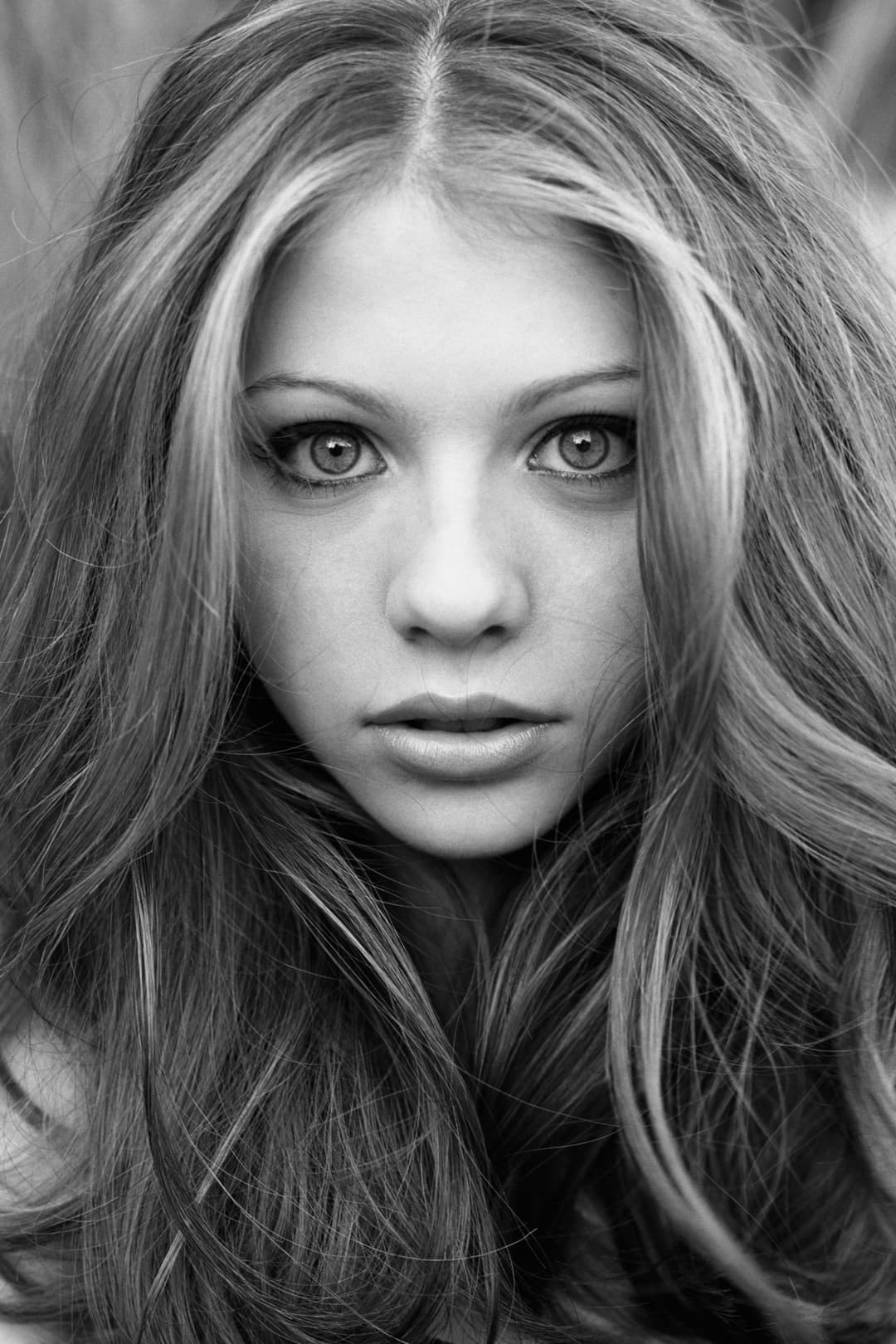 Michelle Trachtenberg profile Michelle Trachtenberg profile