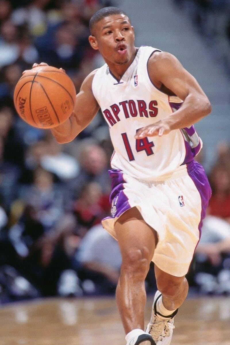 Muggsy Bogues profile Muggsy Bogues profile