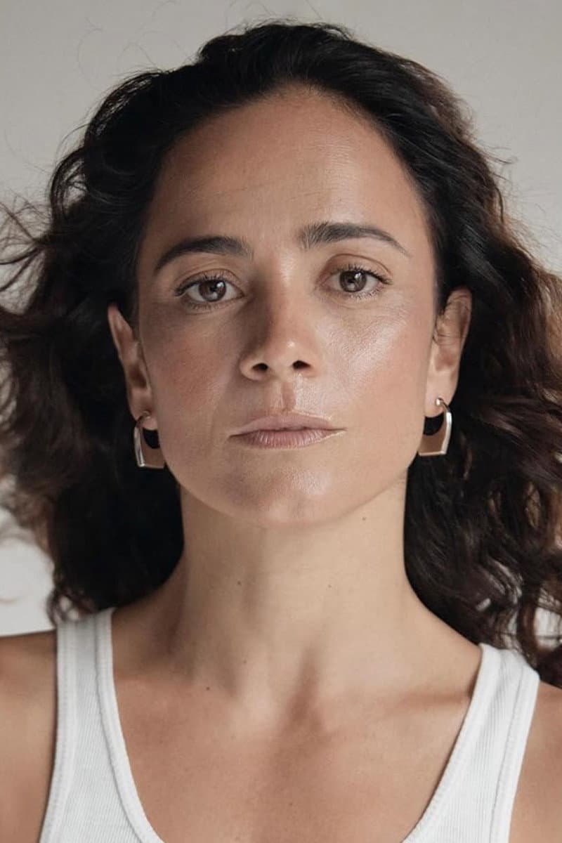 Alice Braga profile Alice Braga profile