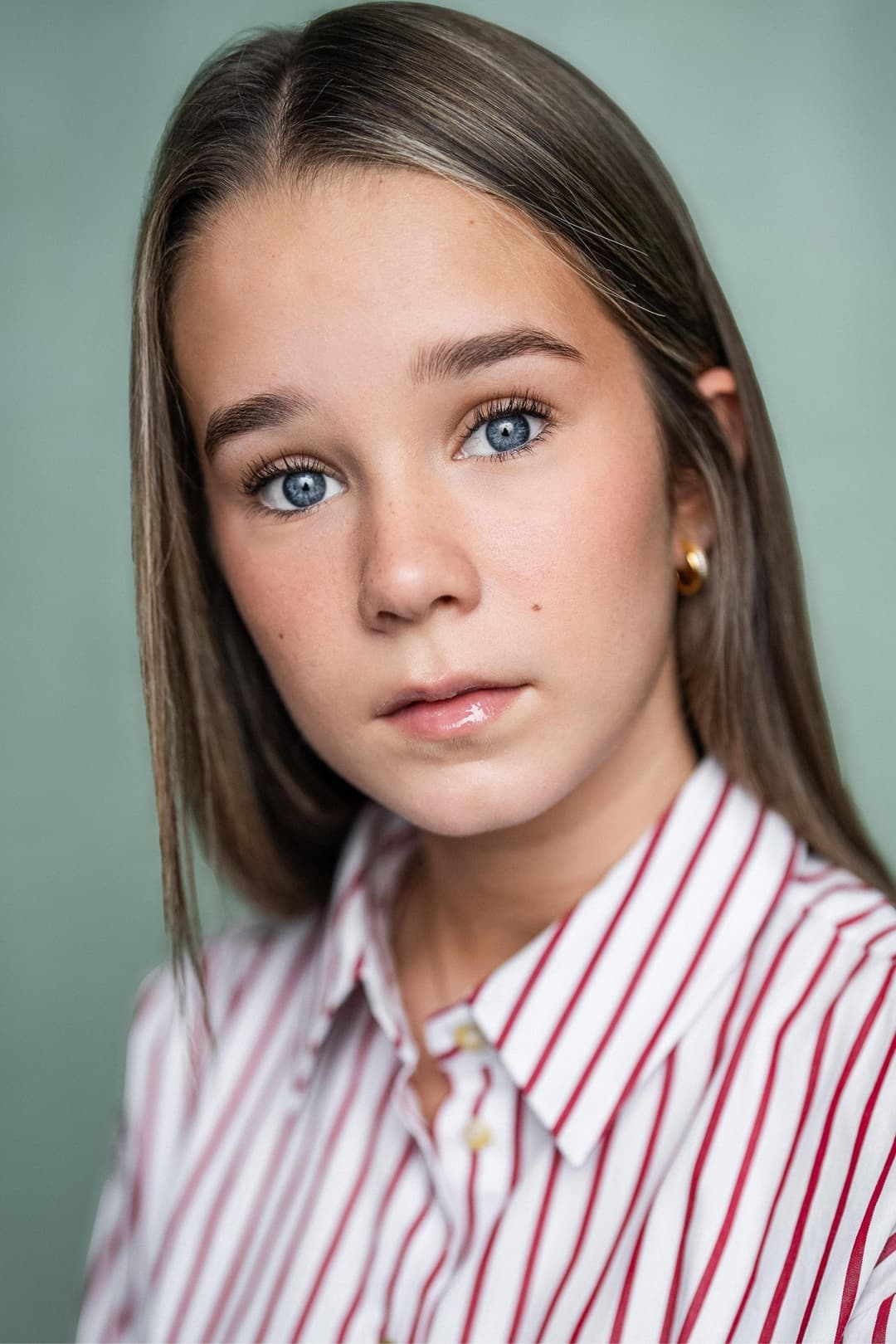 Alisha Weir profile Alisha Weir profile