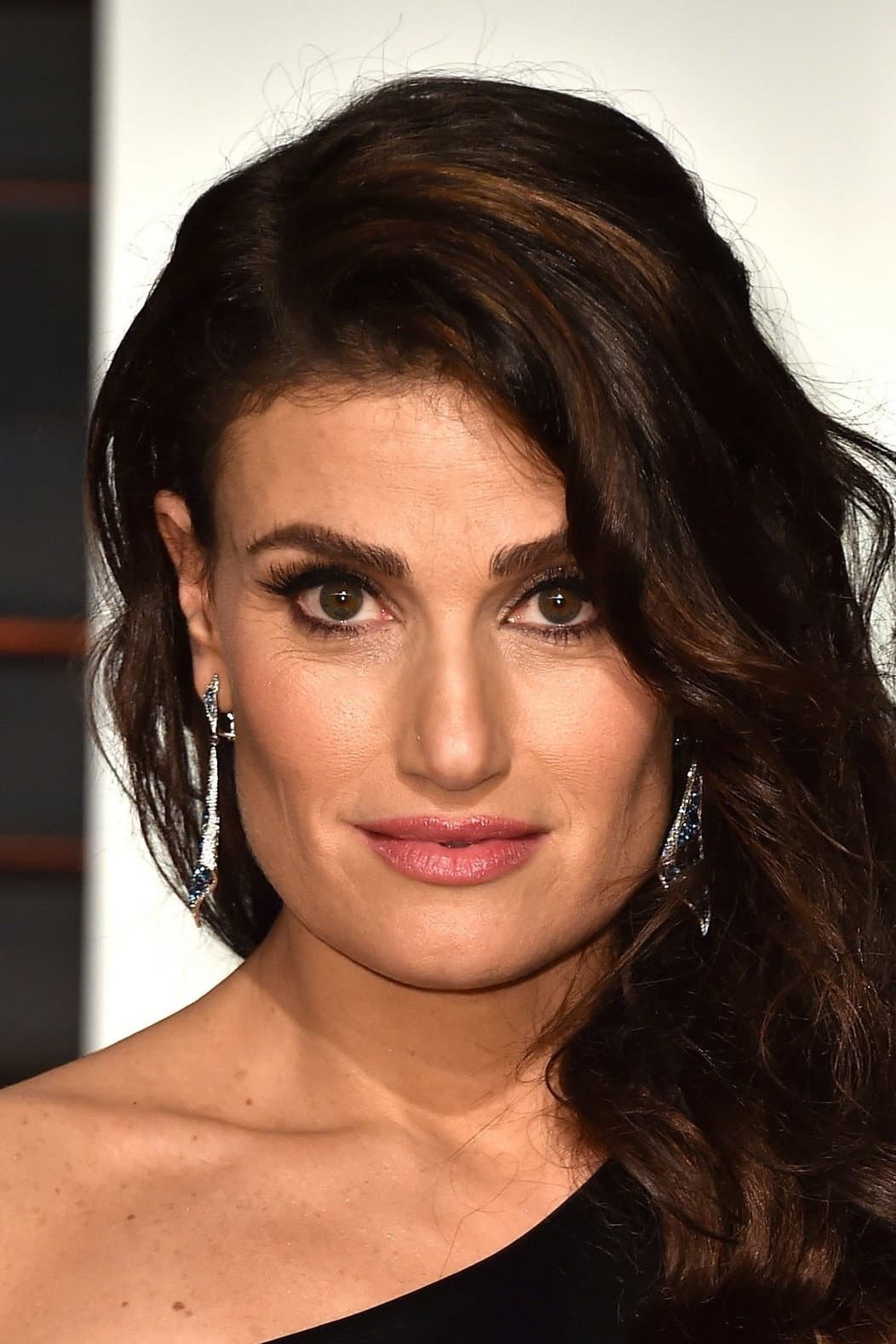 Idina Menzel profile Idina Menzel profile