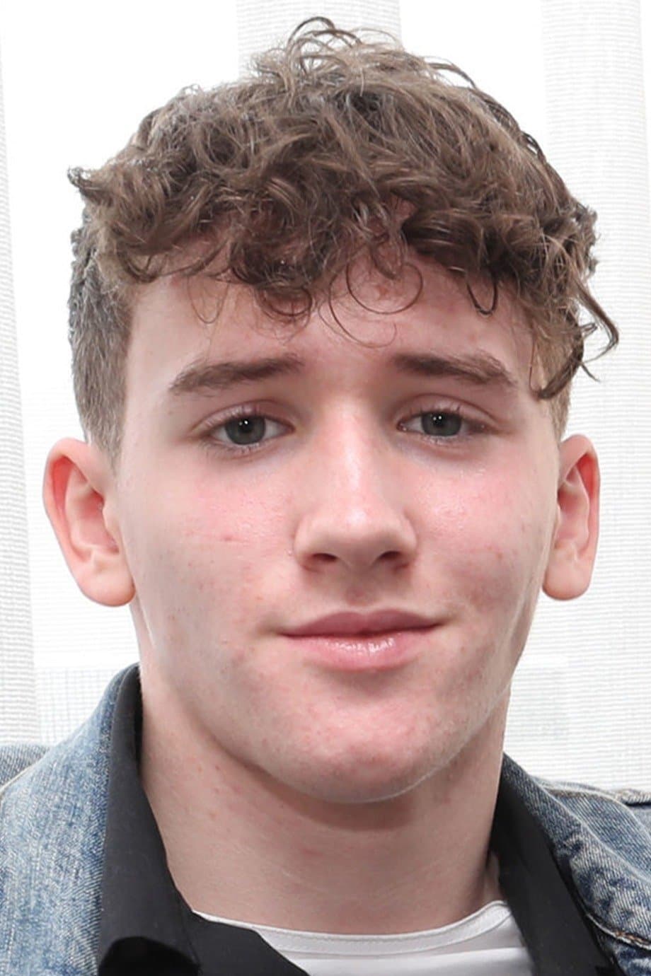 Art Parkinson profile Art Parkinson profile