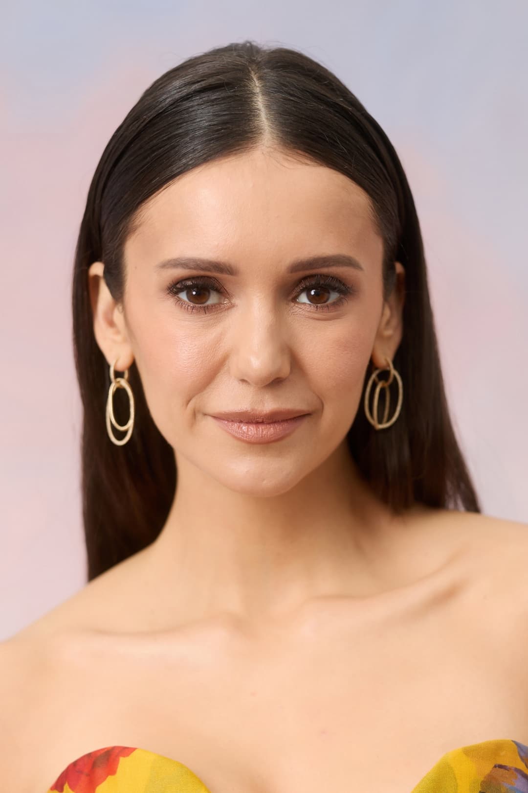 Nina Dobrev profile Nina Dobrev profile