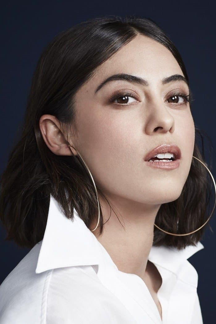 Rosa Salazar profile Rosa Salazar profile