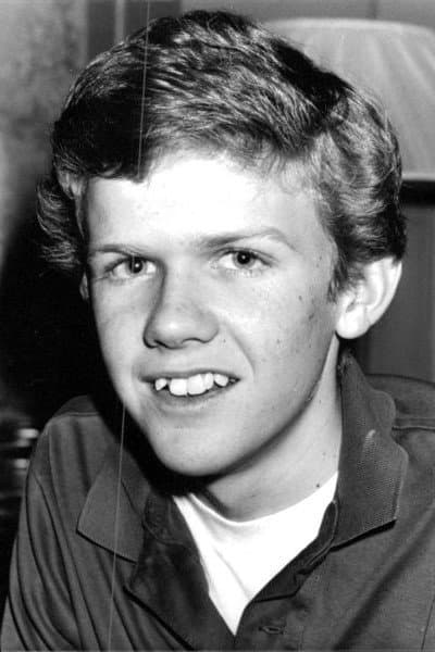 Robert MacNaughton profile Robert MacNaughton profile