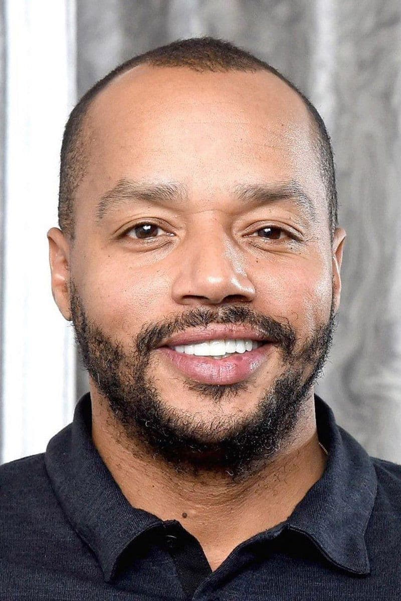 Donald Faison profile Donald Faison profile