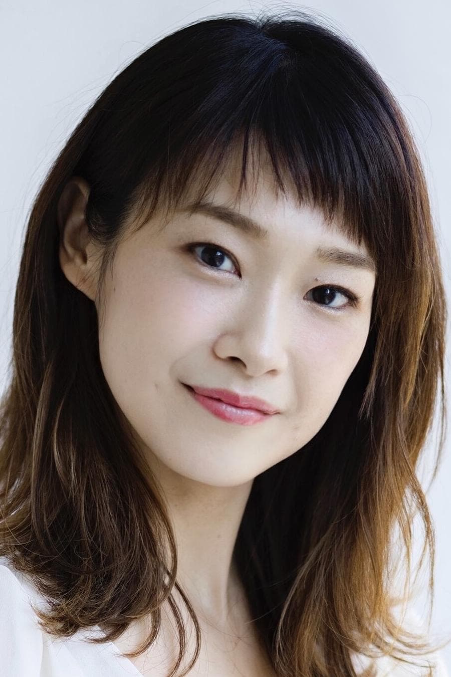 Yuka Terasaki profile Yuka Terasaki profile