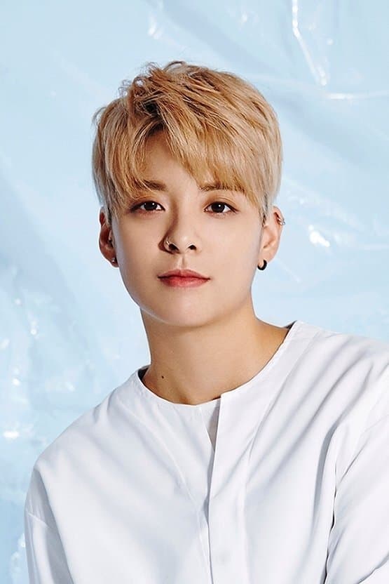 Amber Liu profile Amber Liu profile