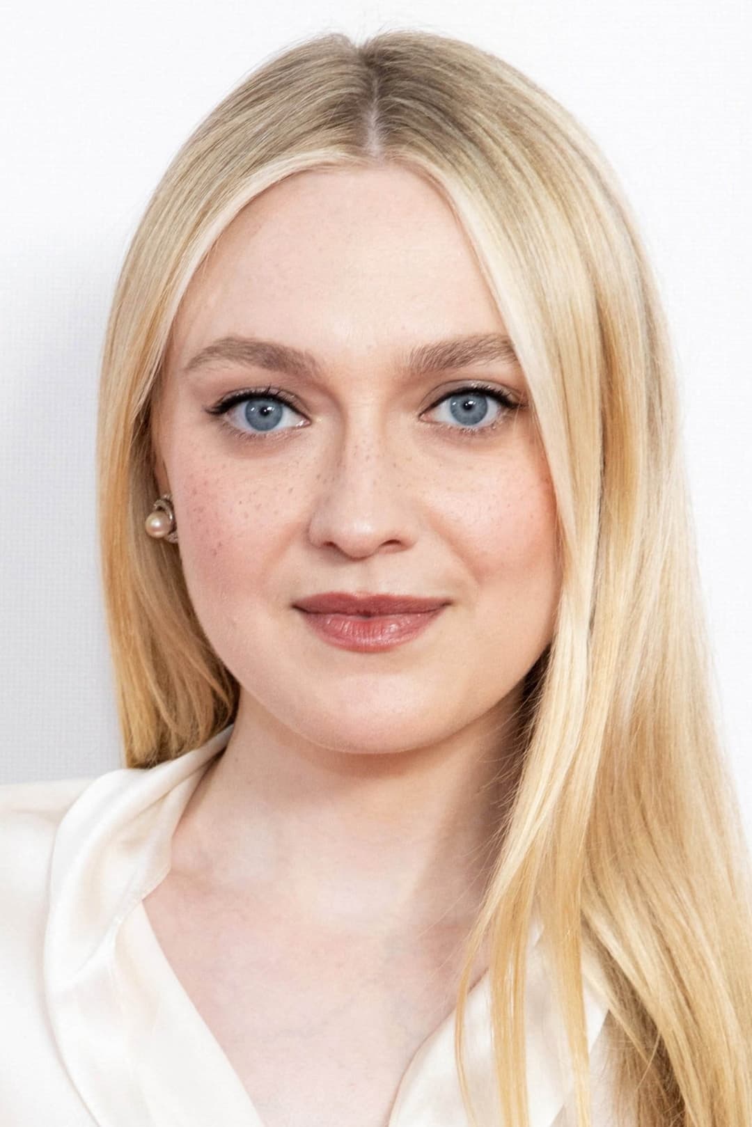 Dakota Fanning profile Dakota Fanning profile