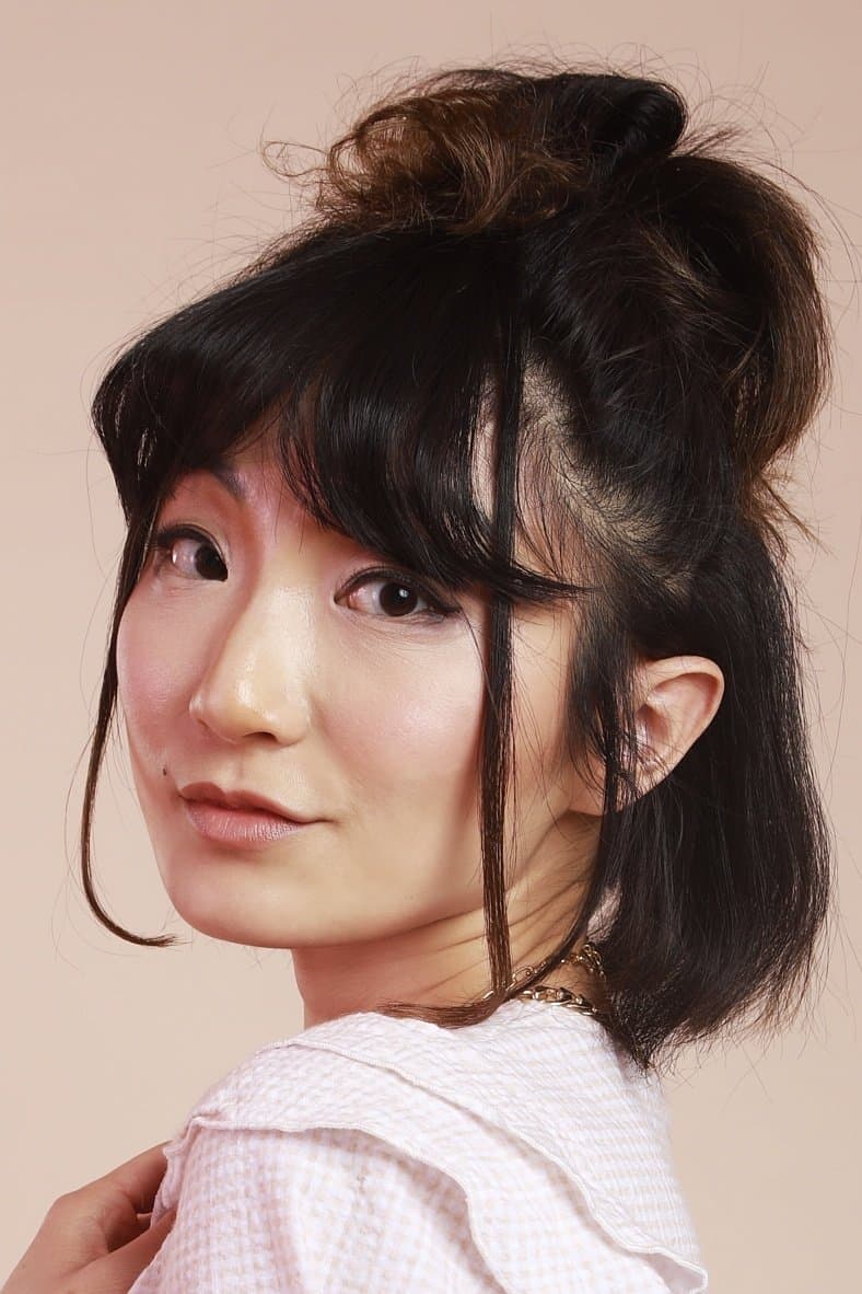 Poppy Liu profile Poppy Liu profile