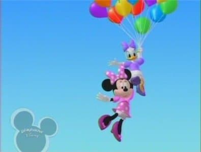 Daisy s'envole dans les airs Daisy s'envole dans les airs