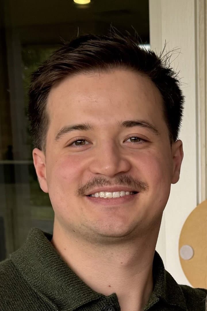 Davis Cleveland profile Davis Cleveland profile