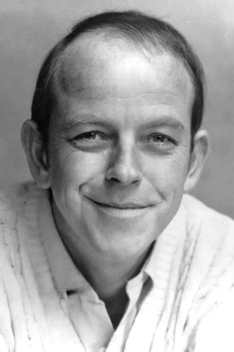 Julian Holloway profile Julian Holloway profile
