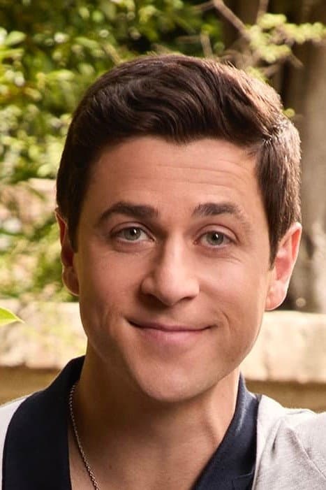 David Henrie profile David Henrie profile