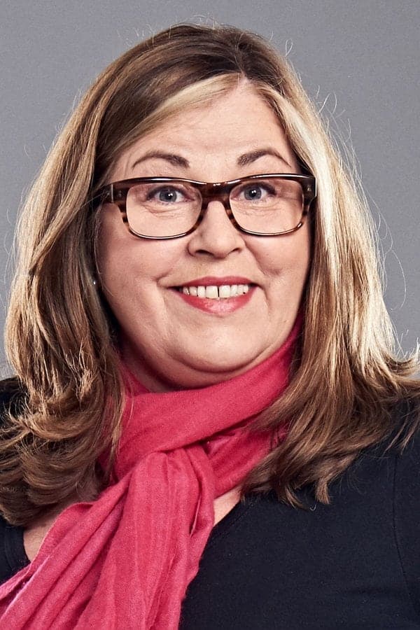 Liza Tarbuck profile Liza Tarbuck profile