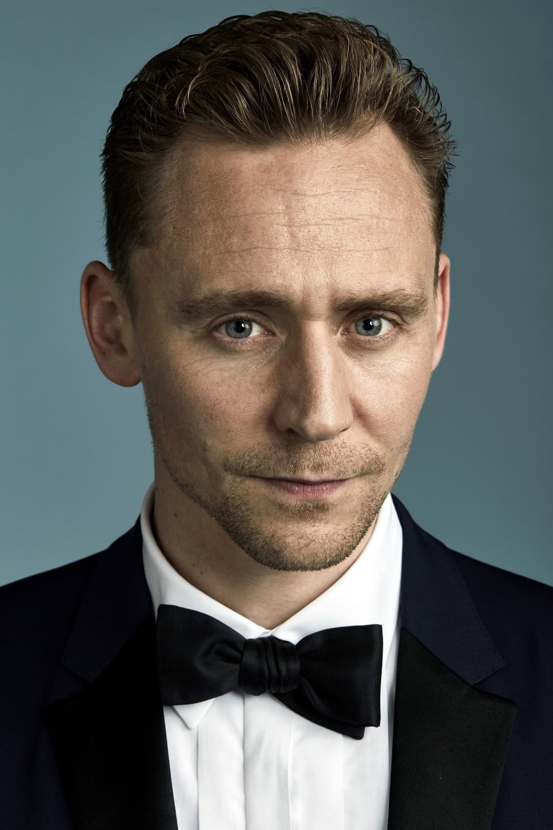 Tom Hiddleston profile Tom Hiddleston profile