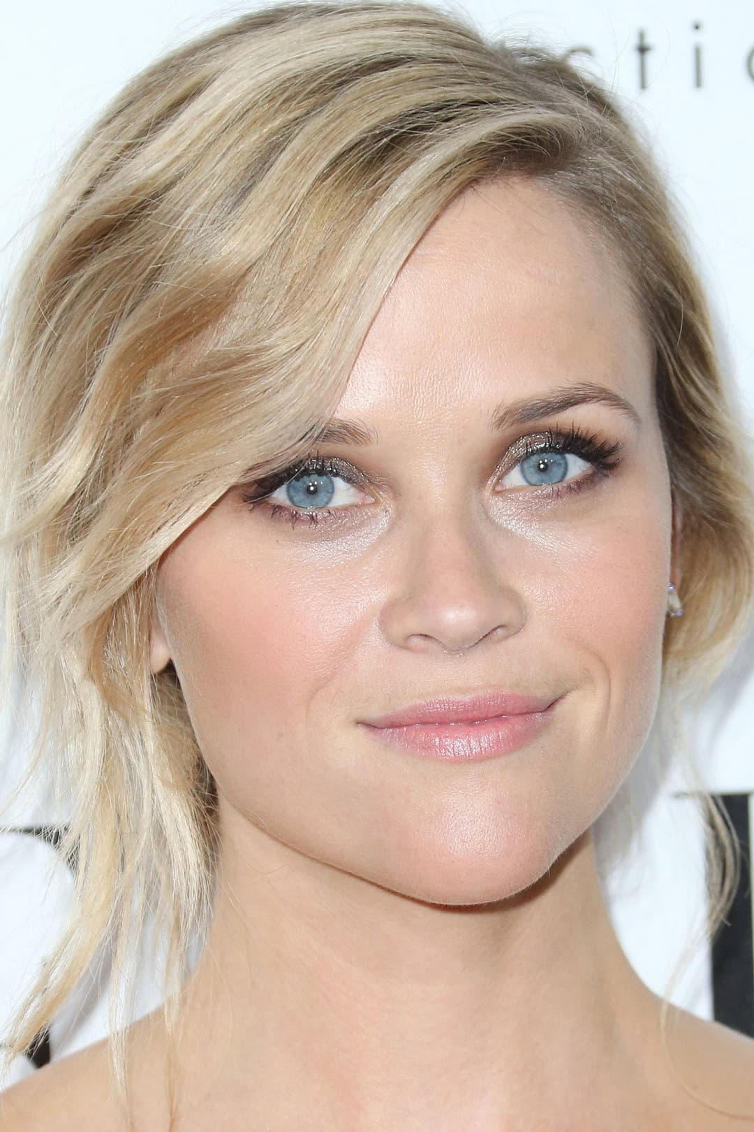 Reese Witherspoon profile Reese Witherspoon profile