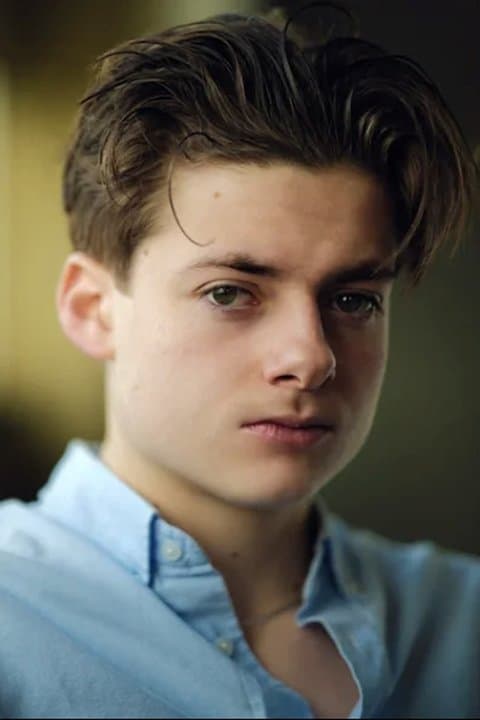Louis Ashbourne Serkis profile Louis Ashbourne Serkis profile