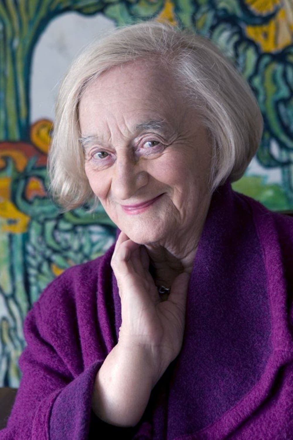 Liz Smith profile Liz Smith profile