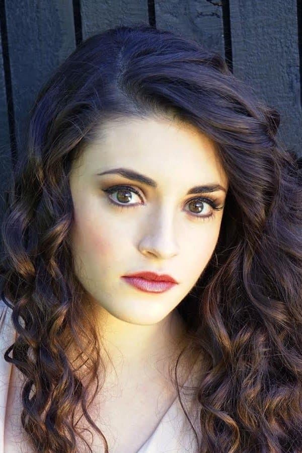 Daniela Bobadilla profile Daniela Bobadilla profile