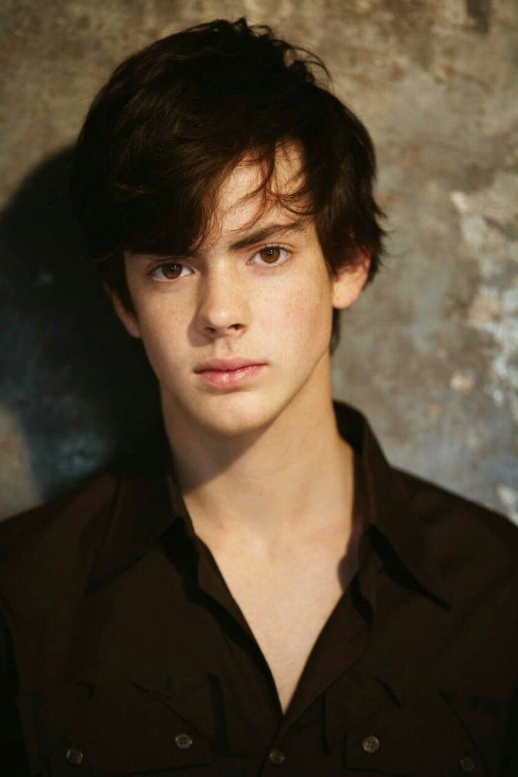 Skandar Keynes profile Skandar Keynes profile