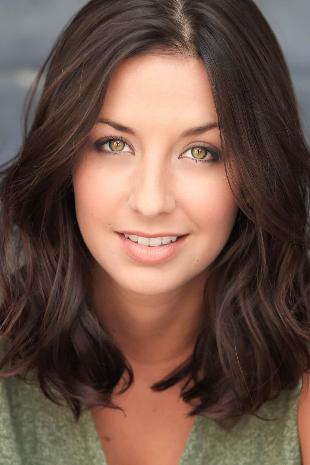 Adriana Leonard profile Adriana Leonard profile