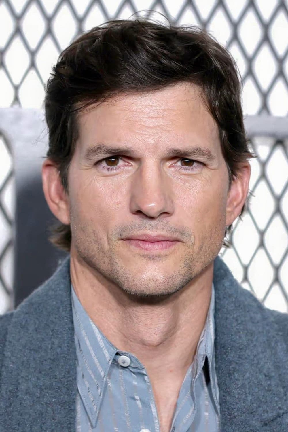 Ashton Kutcher profile Ashton Kutcher profile