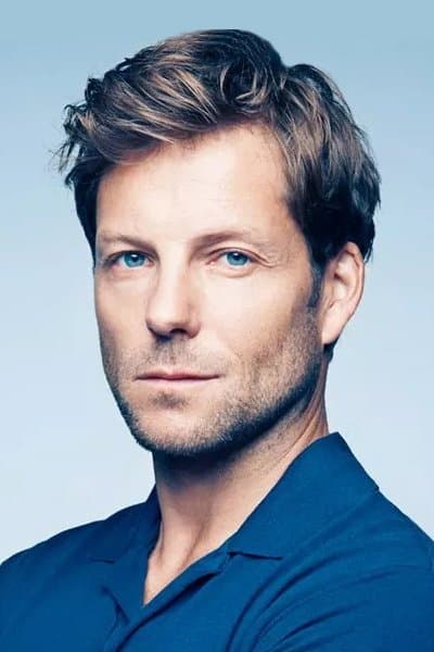 Jamie Bamber profile Jamie Bamber profile