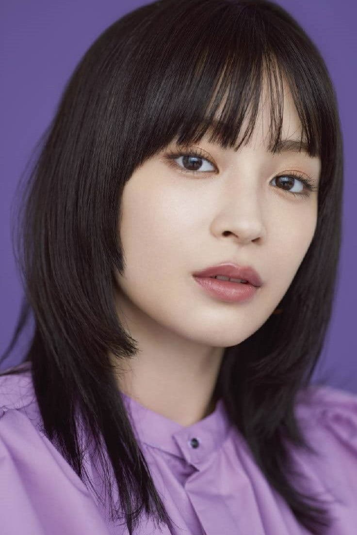 Suzu Hirose profile Suzu Hirose profile