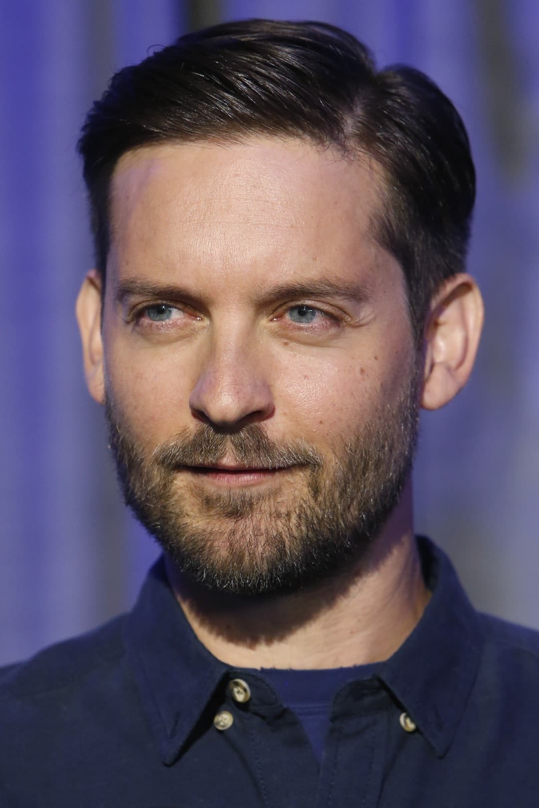 Tobey Maguire profile Tobey Maguire profile