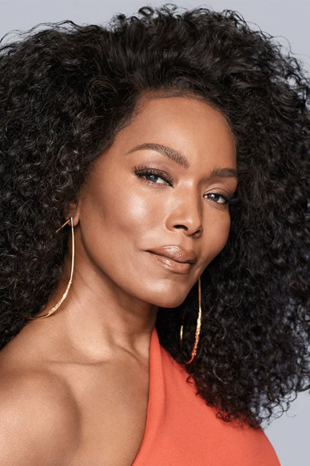 Angela Bassett profile Angela Bassett profile