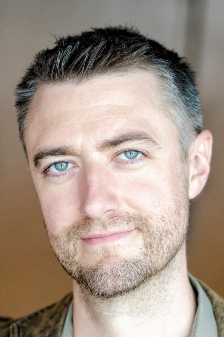 Sean Gunn profile Sean Gunn profile